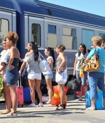 Raport șoc al Corpului de Control al premierului: Jaf la CFR Călători!