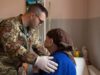 Medici militari români şi americani, consultaţii gratuite în satele izolate din Delta Dunării